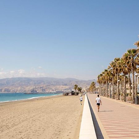 Nueva Almeria Beach & Chill Экстерьер фото